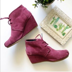 Toms Shoes - TOMS Suede Desert Wedge Ankle Boot Toms Shoes - TOMS Suede Desert Wedge Ankle Boot
